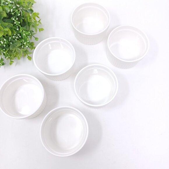 Set of 6 White Soufflé Dishes | 6 oz | Porcelain Ramekins - Picture 3 of 5